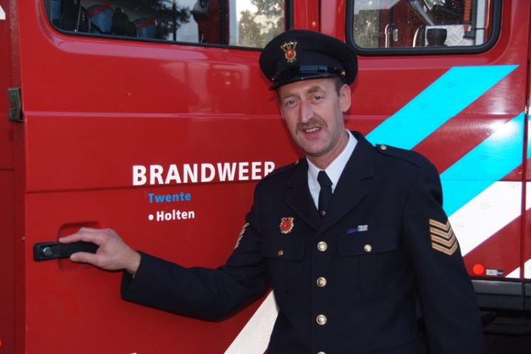 Brandweer zoekt vrijwilligers brandweer 